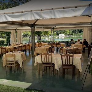 esterno agriturismo Gran Sasso sul Lago di Corazzano Castel Castagna di Teramo