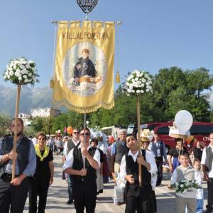 Il tradizionale Pellegrinaggio a San Gabriele nella Valle Siciliana del Gran Sasso in Abruzzo a Teramo