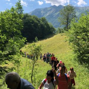 Uno scorcio del percorso ad Anello di Casale San Nicola nella Valle del Gran Sasso a Teramo