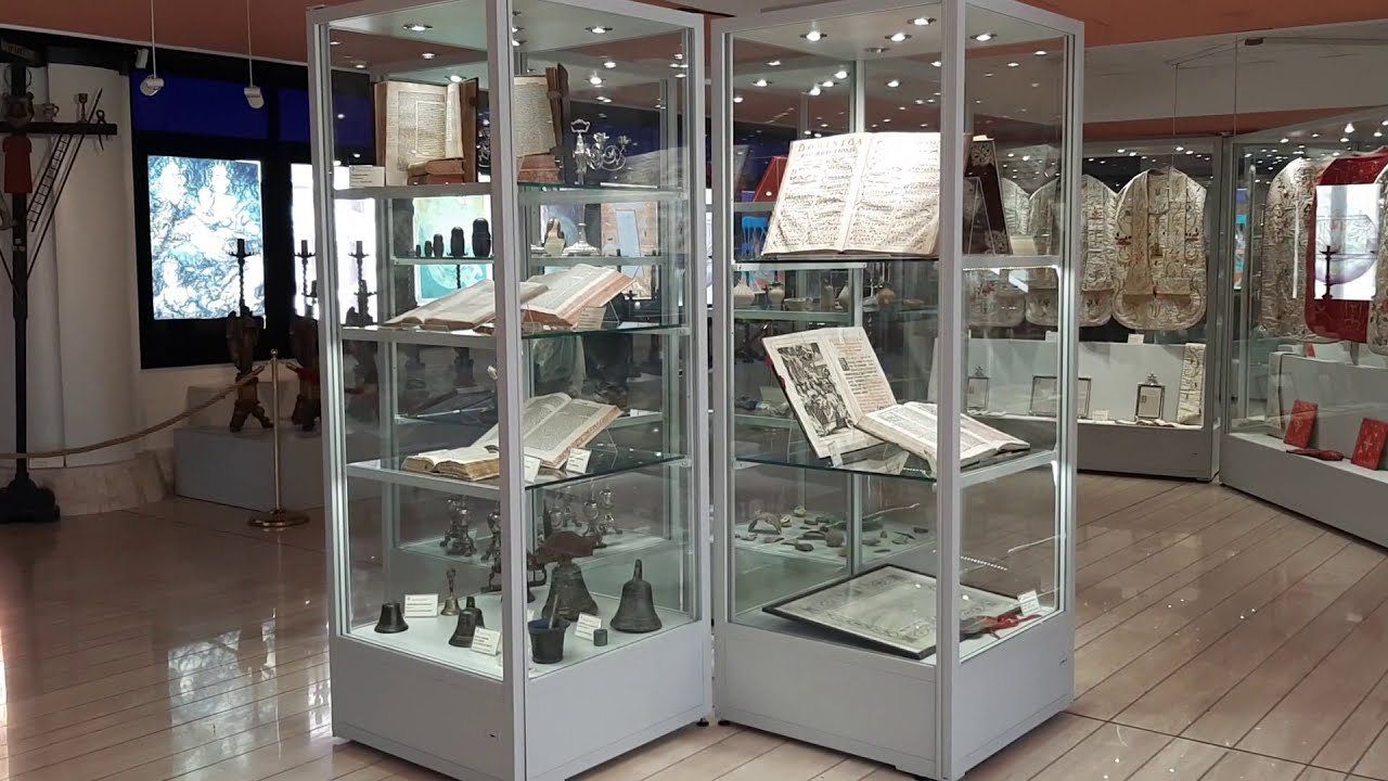 museo di San Gabriele dell'Addolorata a Isola del Gran Sasso a Teramo in  Abruzzo del Gran Sasso D'Italia