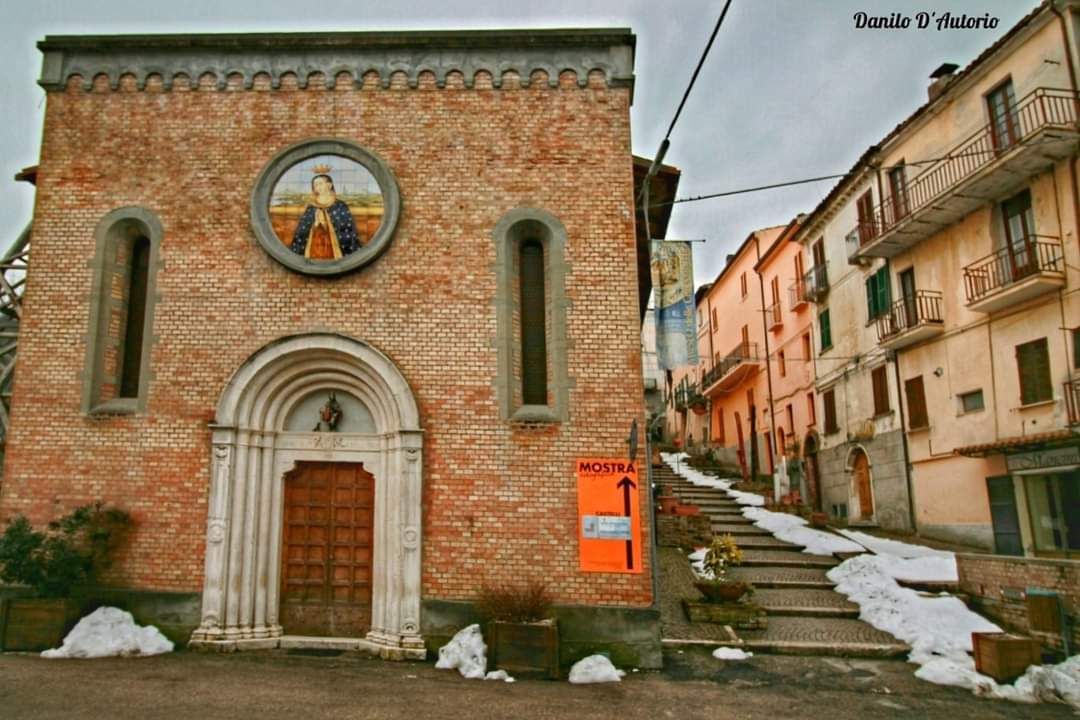 chiesa di San Rocco a Castelli nella Valle Siciliana del Gran Sasso a Teramo in Abruzzo