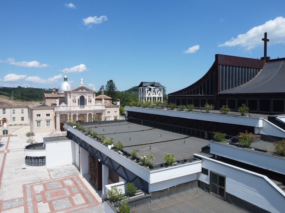 basilica di San Gabriele dell'Addolarata nel comune di Isola del Gran Sasso a Teramo in  Abruzzo del Gran Sasso D'Italia