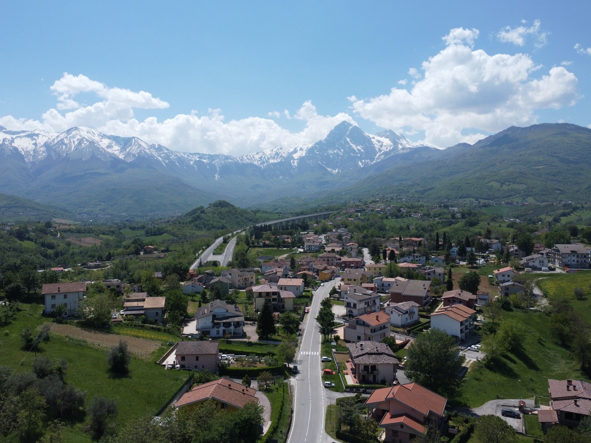 panorama del Monte Camicia nel comune di Castelli a Teramo in Abruzzo del Gran Sasso D'Italia