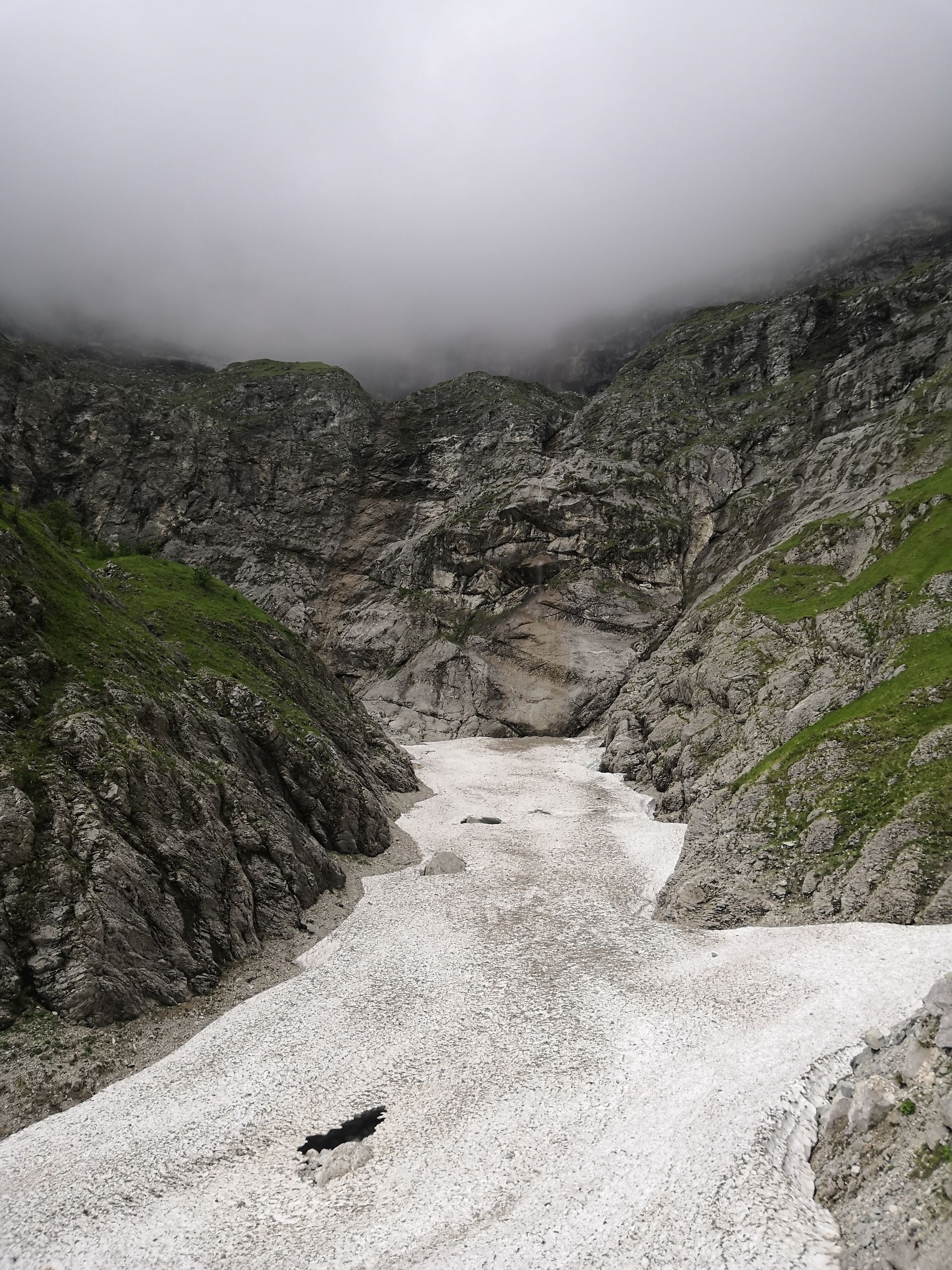 Panoramica Del Luogo Incantato Di Fondo Della Salsa Teramo Abruzzo Nella Valle Del Gran Sasso