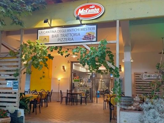 esterno La Cantina Degli Antichi Mestieri di Isola Del Gran Sasso D'Italia