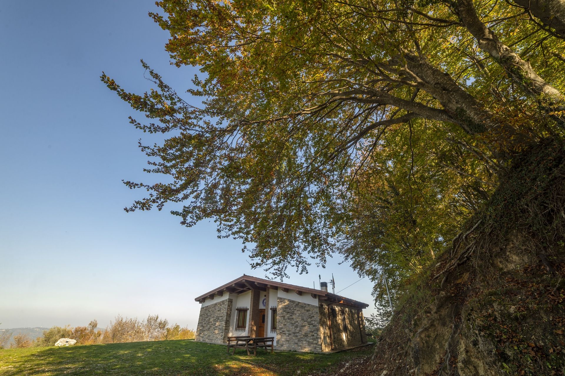 rifugio Enrico Faiani nel comune di Castelli a Teramo in Abruzzo del Gran Sasso D'Italia