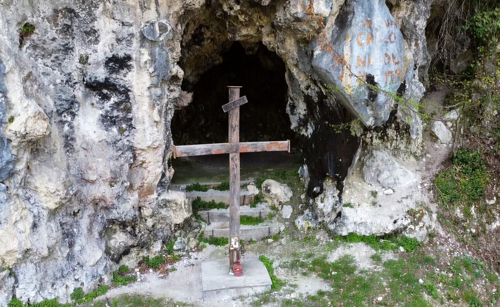 Eremo di Fra Nicola a Pretara frazione di Isola del Gran Sasso nella Valle Siciliana del Gran Sasso a Teramo in Abruzzo