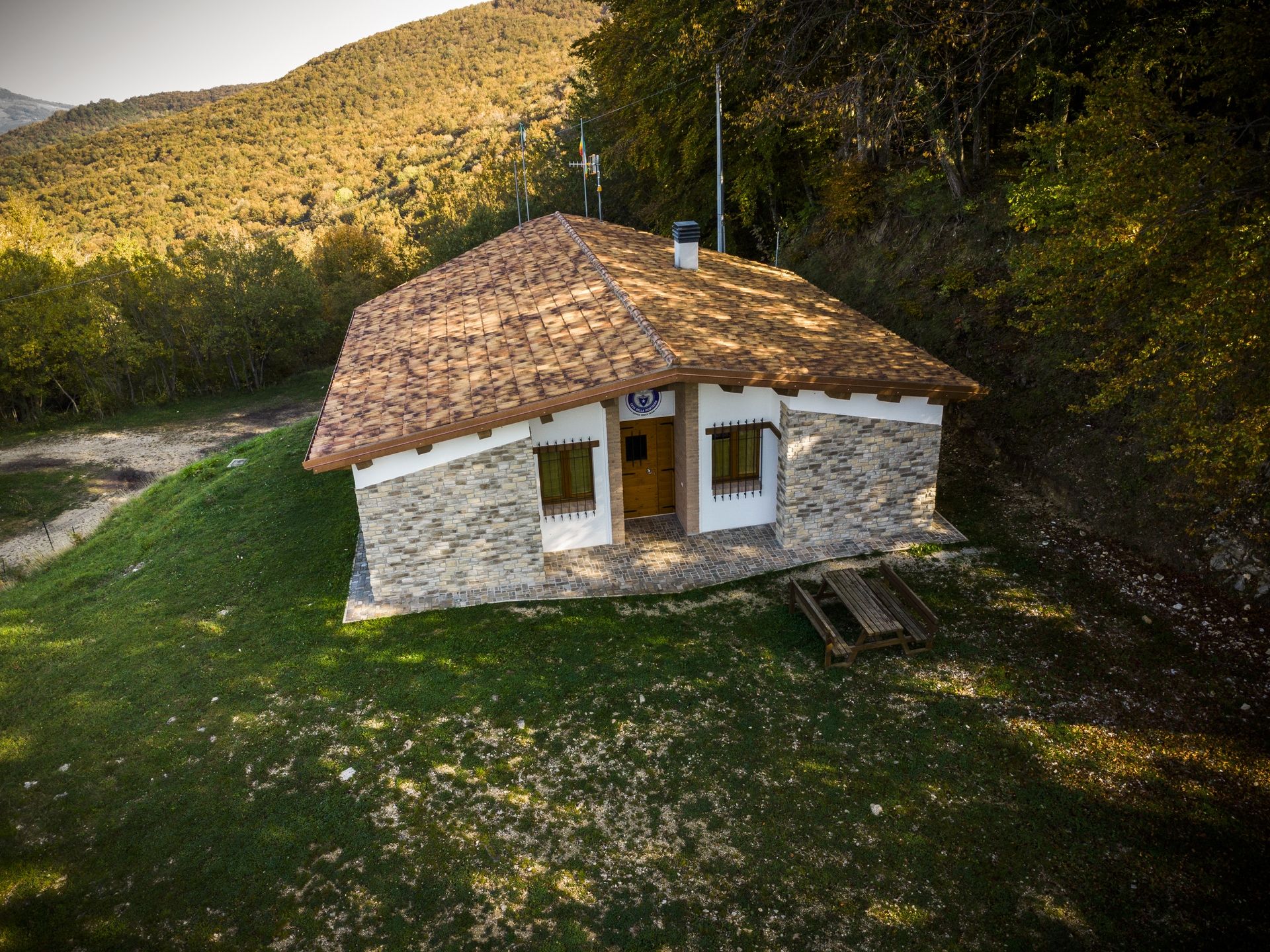 rifugio Enrico Faiani nel comune di Castelli a Teramo in Abruzzo del Gran Sasso D'Italia