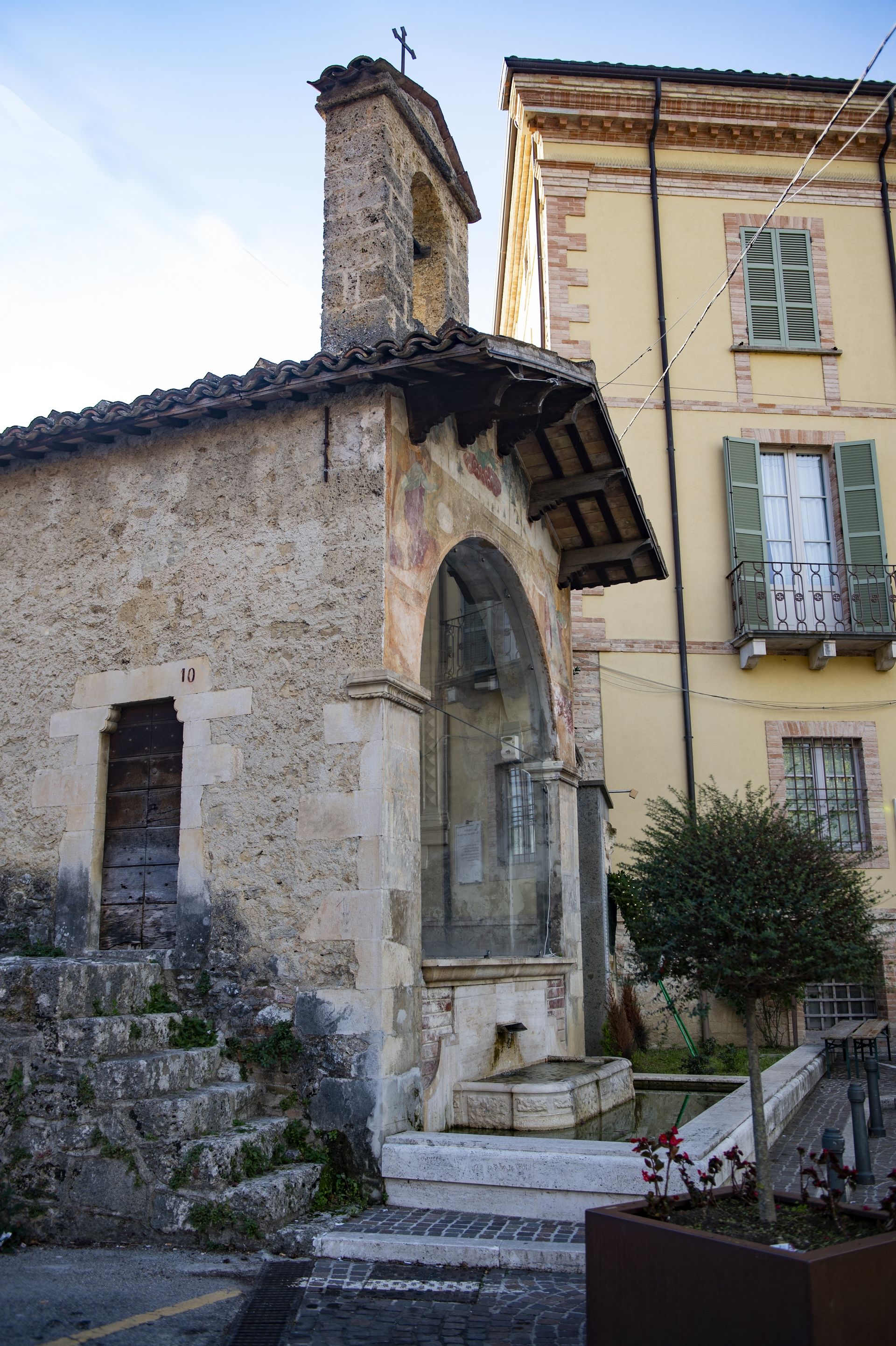  la Cona di San Sebastiano ad Isola del Gran Sasso D'Italia nella Valle Siciliana a Teramo in Abruzzo