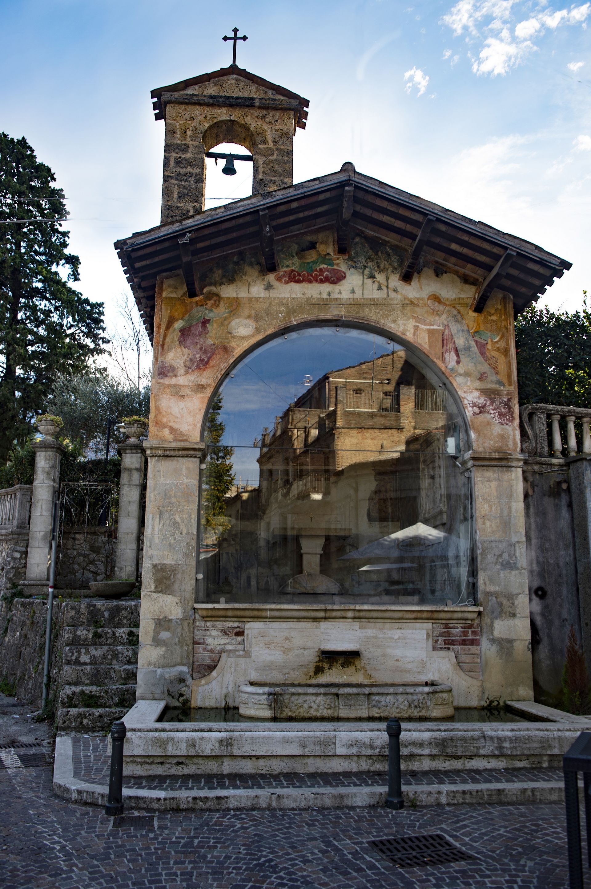  la Cona di San Sebastiano ad Isola del Gran Sasso D'Italia nella Valle Siciliana a Teramo in Abruzzo
