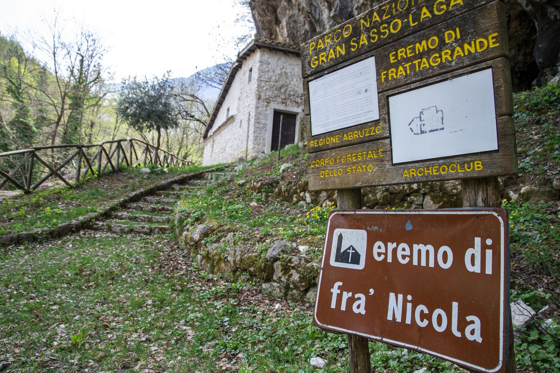 Eremo di Fra Nicola a Pretara frazione di Isola del Gran Sasso nella Valle Siciliana del Gran Sasso a Teramo in Abruzzo