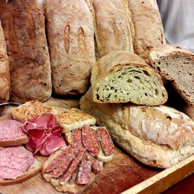 show room carni e salumi prodotti tipici del Gran Sasso D'Italia in Abruzzo