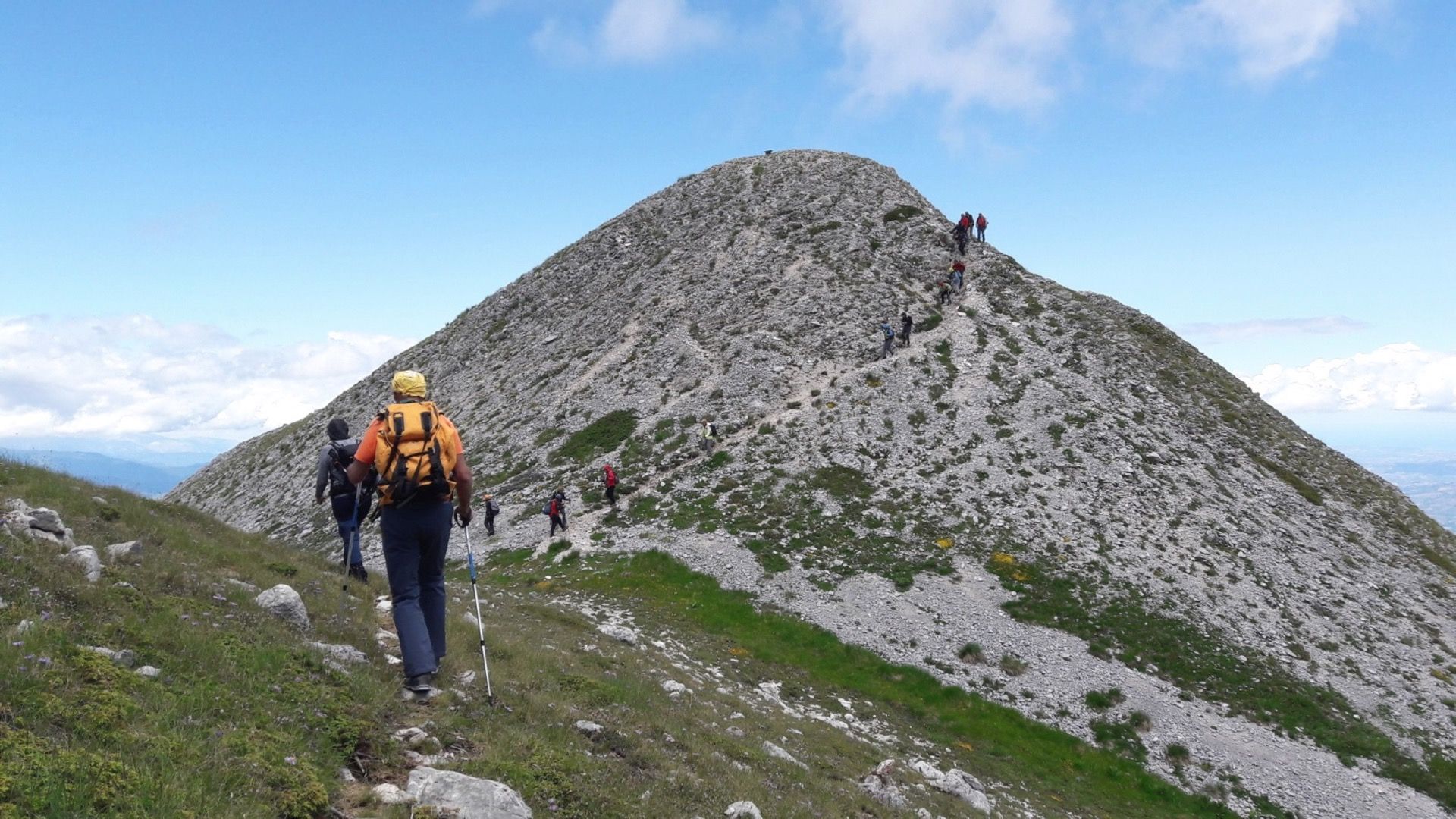 Escursioni In Vetta Nella Valle Siciliana Partendo Da San Pietro E Arrivando A Pizzo San Gabriele Foto 4